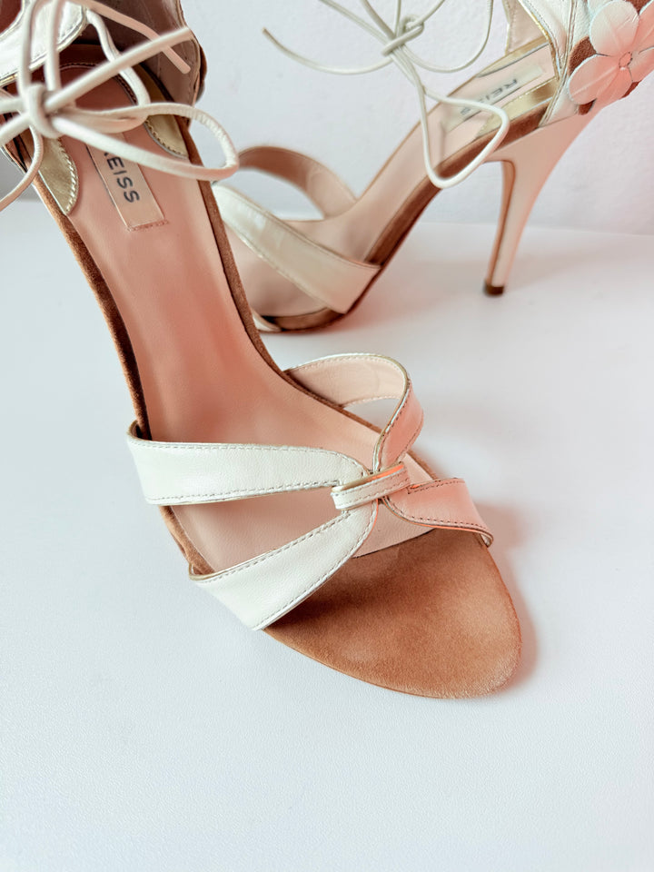 Reiss Emile Winter White Leather Floral Sandals Size 40 US 9.5