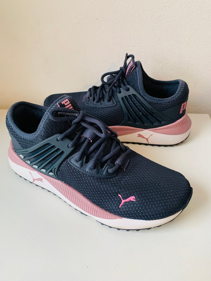 Puma Women’s Pace Future Allure Casual Sneakers Size 7