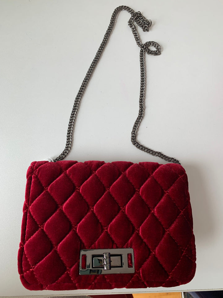 Burgundy Quilted Crossbody Handbag