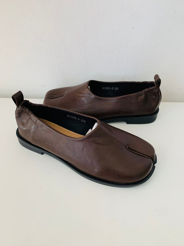 Raboesy Brown Leather Flats Size 40