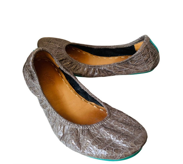 TIEKS Grey Patent Croc Embossed Foldable Ballet Flats Size 10