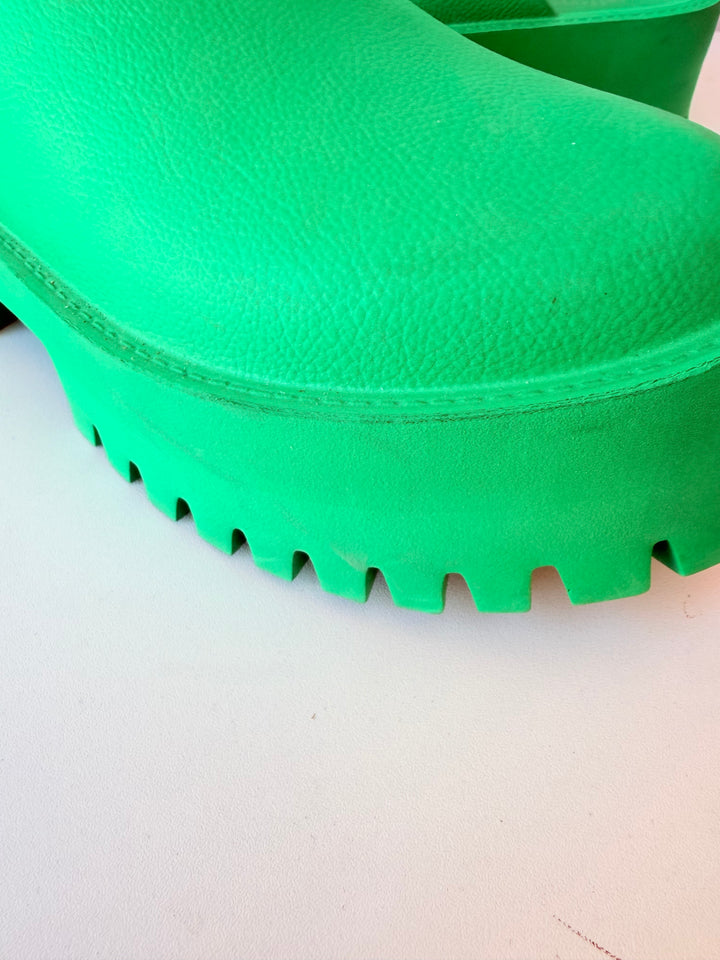 Jeffrey Campbell Green Platform Mules Size 9