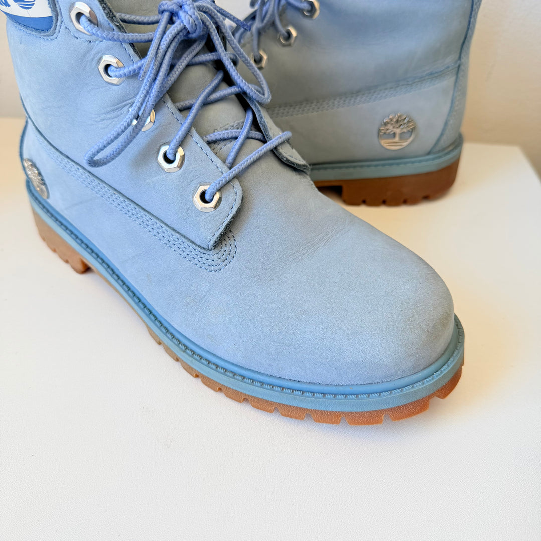 Timberland Light Blue Boots Size 5 Boys (Womens 6.5-7)