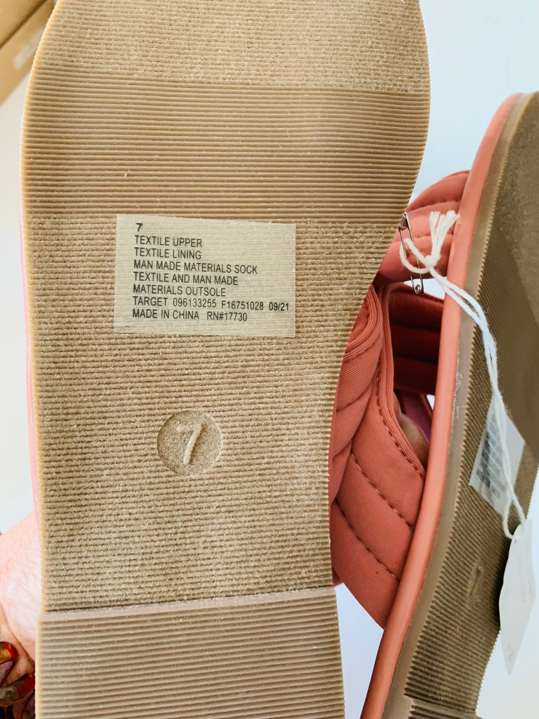 Shade & Shore Slip on Peach Vegan Sandals Size 7