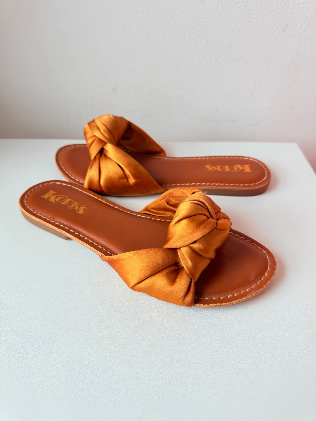 Korks Soleil Rust/Copper Knotted Slide Sandals Size 8