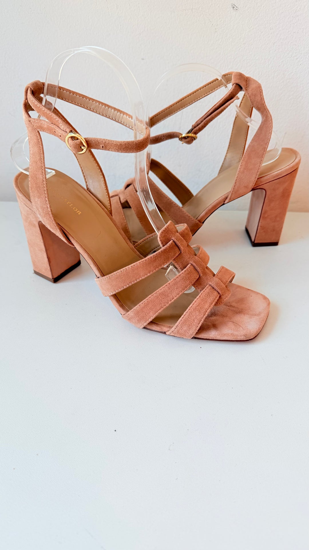 Ann Taylor Arnetta Tan Suede Block Heel Strappy Sandals Size 9
