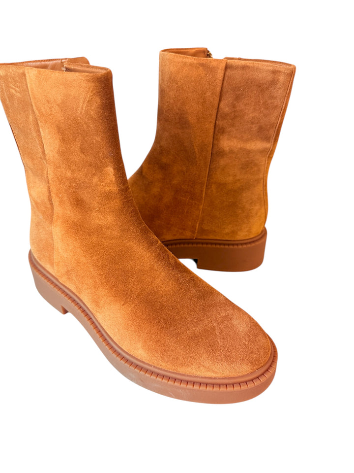 Vince Camel Kady Suede Ankle Boots New Size 7