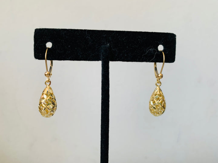 14K Gold Filigree Drop Pierced Earrings