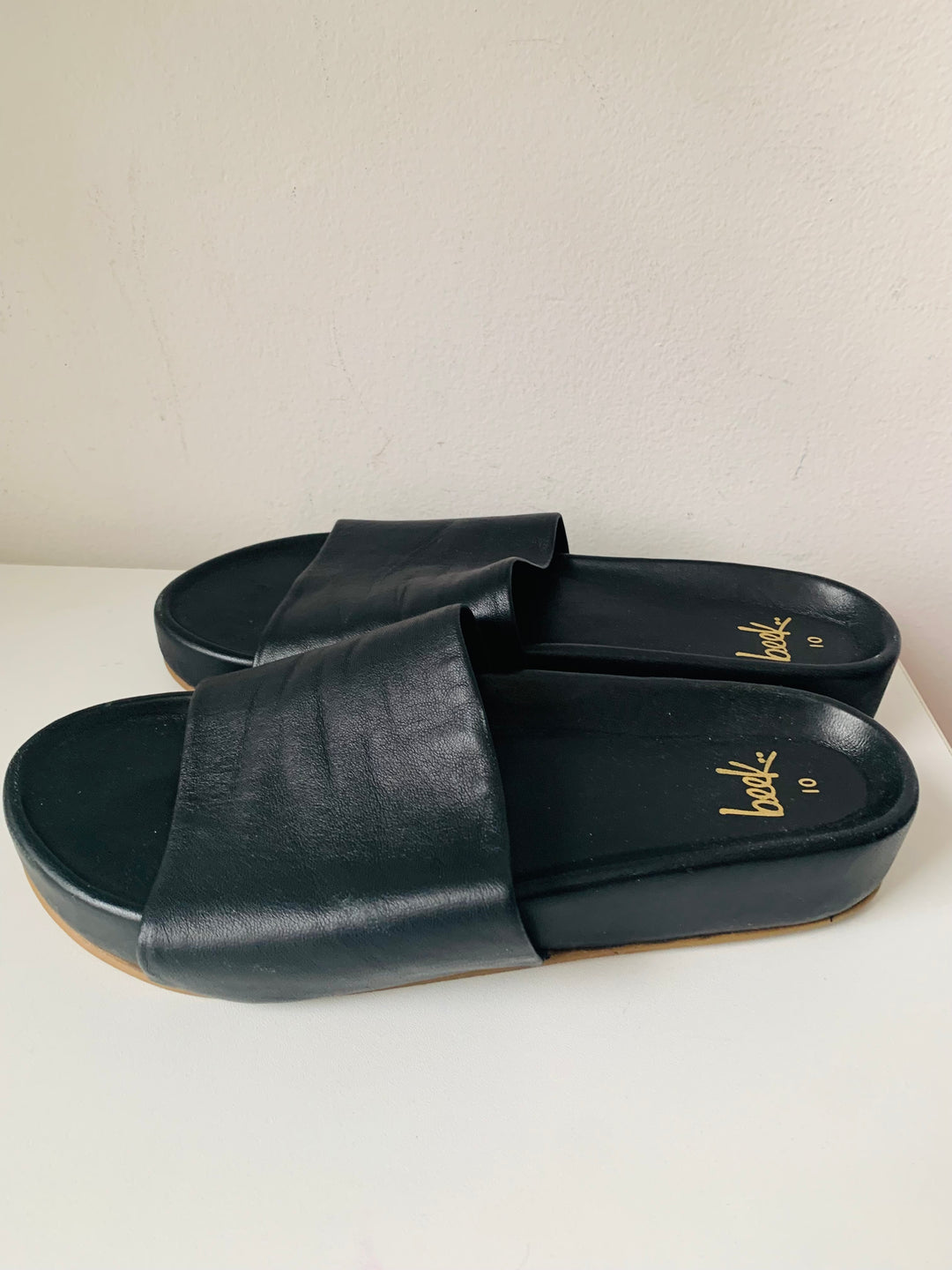 Beek Black Leather Slide on Sandals Size 10