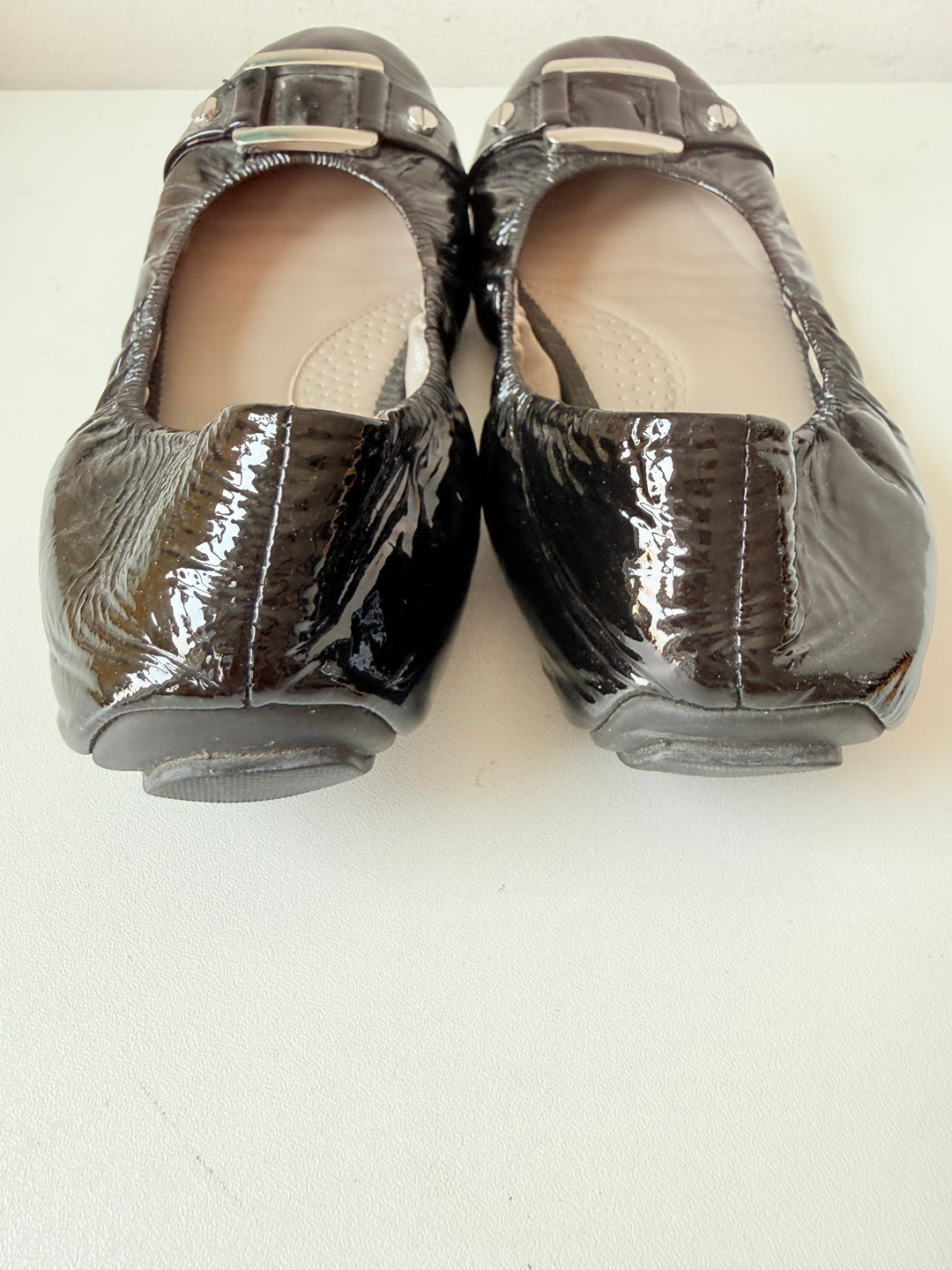 Me Too Black Patent Silver Buckle Ballet Flats Size 7.5