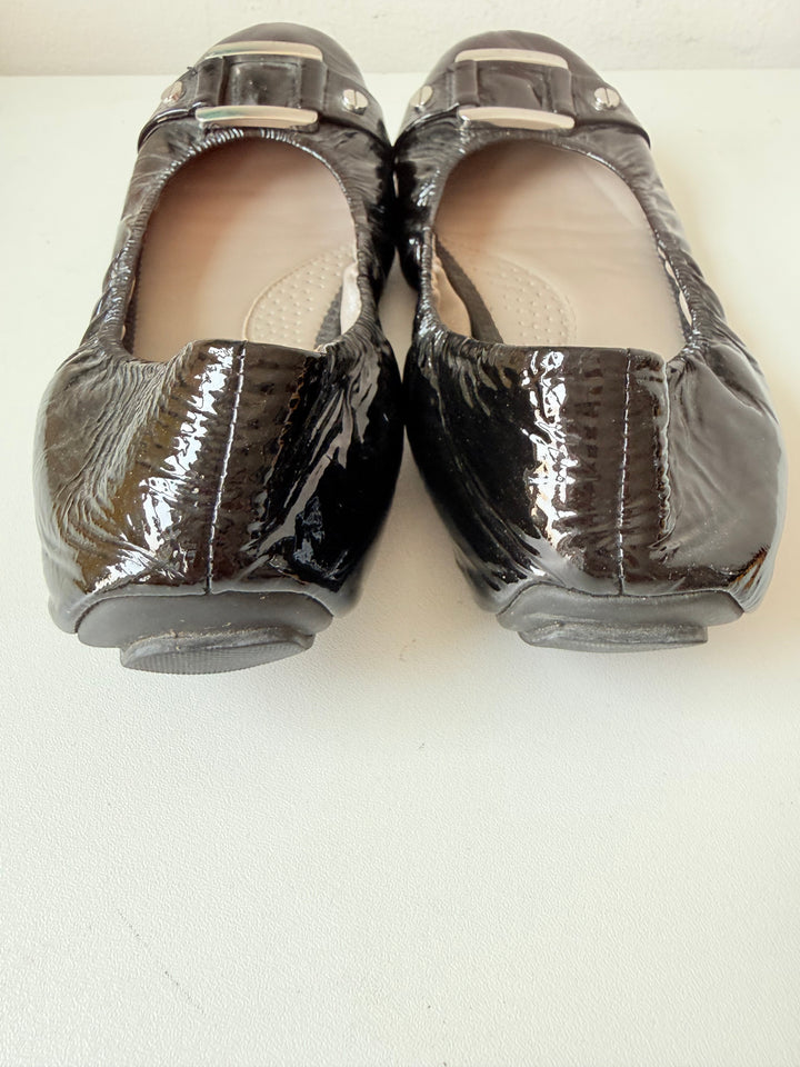 Me Too Black Patent Silver Buckle Ballet Flats Size 7.5