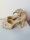 IDIFU Chunky Ivory Lace Detailed Peep Toe Platform Heels Size 8