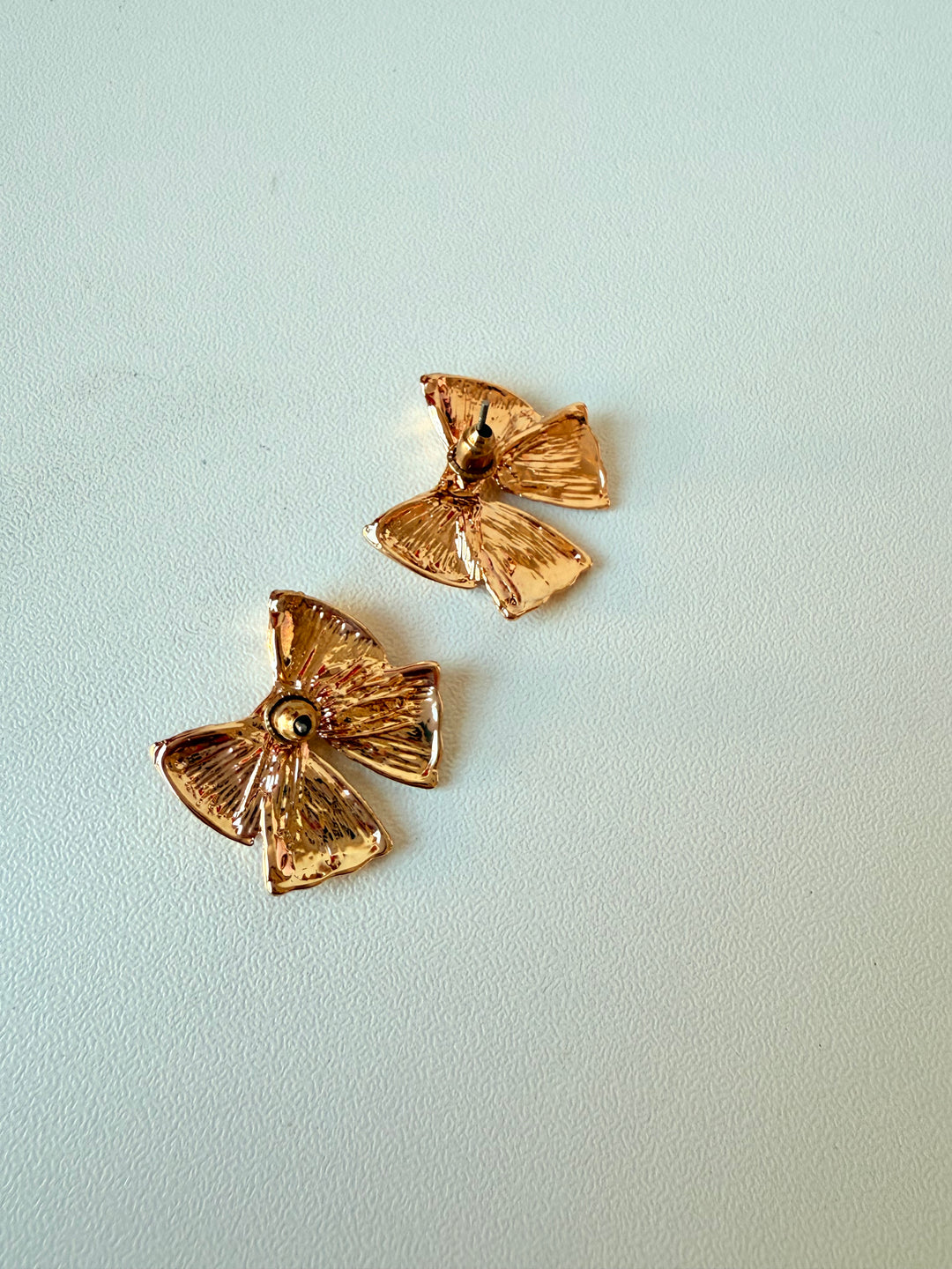 Gold Tone Ribbon Pierced Earrings