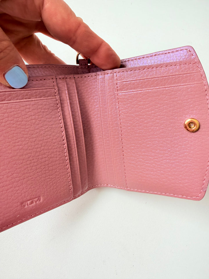 Tumi Belden Bifold Pebble Pink Leather Wallet New No Tag