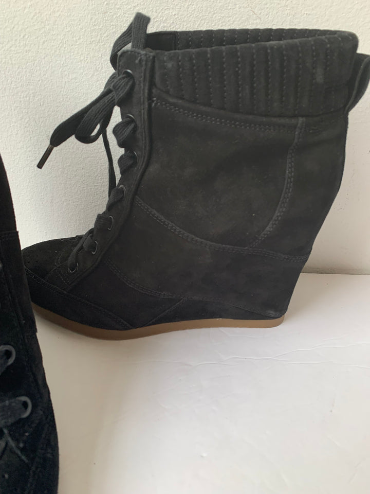 Veronica Beard Black Elissa Suede Wedge Sneaker Bootie Size 10