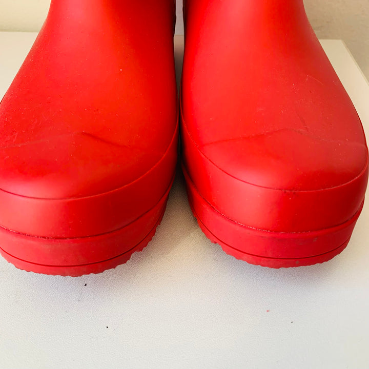 Hunter Red Rubber Ankle Boots Size 9