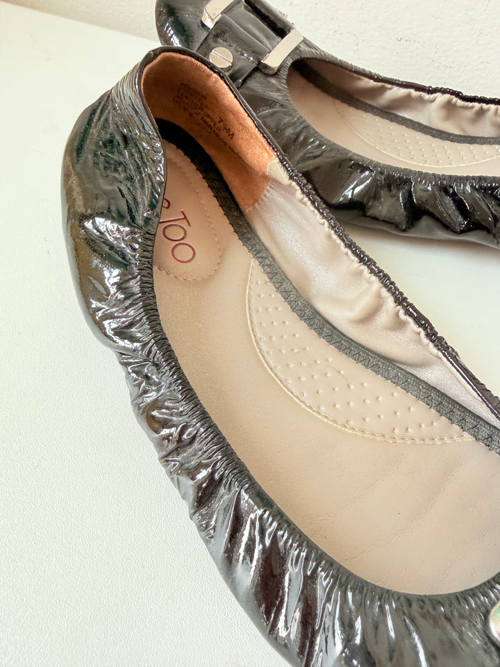 Me Too Black Patent Silver Buckle Ballet Flats Size 7.5