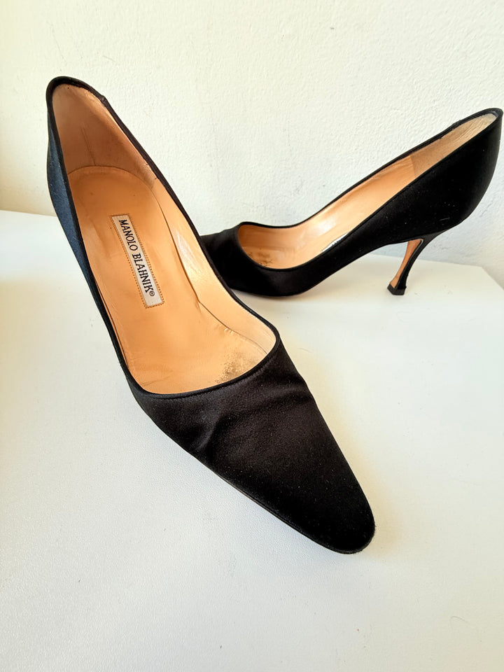 Manolo Blahnik Black Satin Pumps Size 36.5