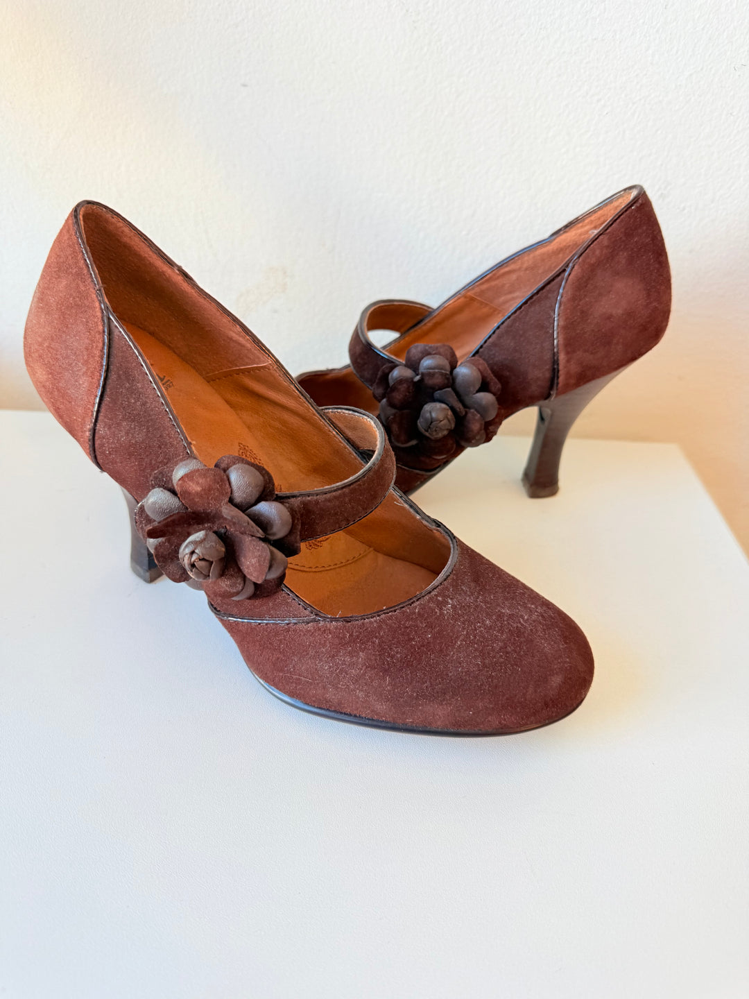 Sofft Brown Gemma Suede Mary Jane Heeled Pumps Size 7