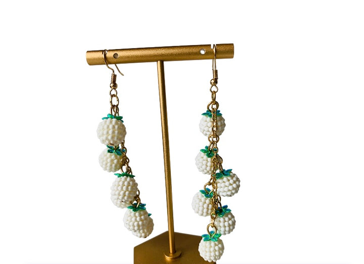 Fun Golf White and Green Beaded Dangle Pierced Earrings