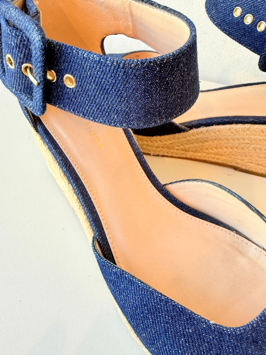Pelle Moda Blue Jean Espadrille Wedge Ankle Strap Sandals Size 8
