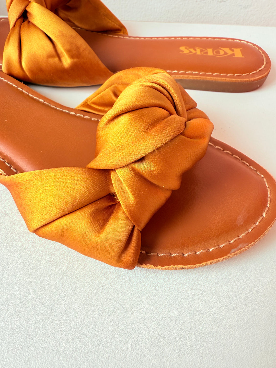 Korks Soleil Rust/Copper Knotted Slide Sandals Size 8