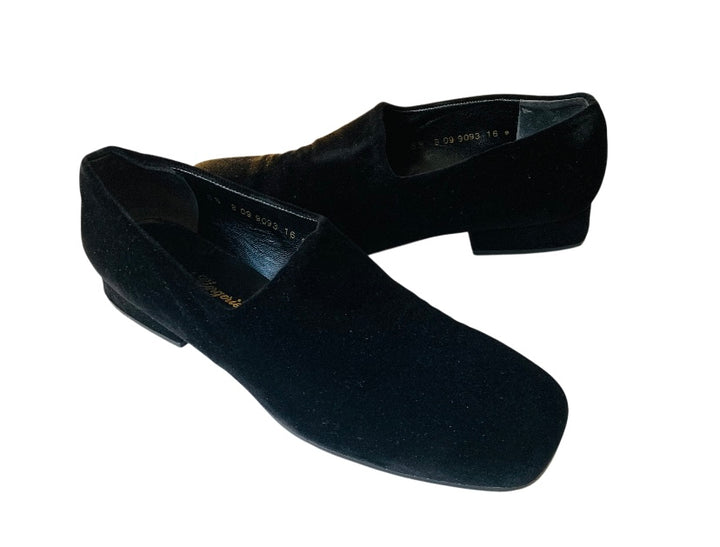 Robert Clergerie Black Velvet Slip On Heeled Loafer Size 8.5 Women’s