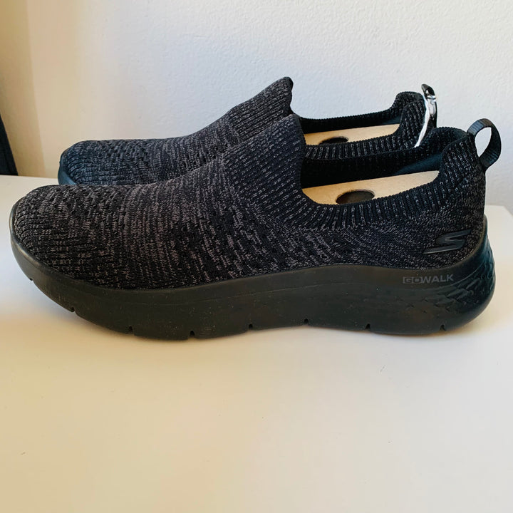 Skechers Black Arch Fit Washable Jasper Slip On Sneakers Size 7.5 Women’s New In Box