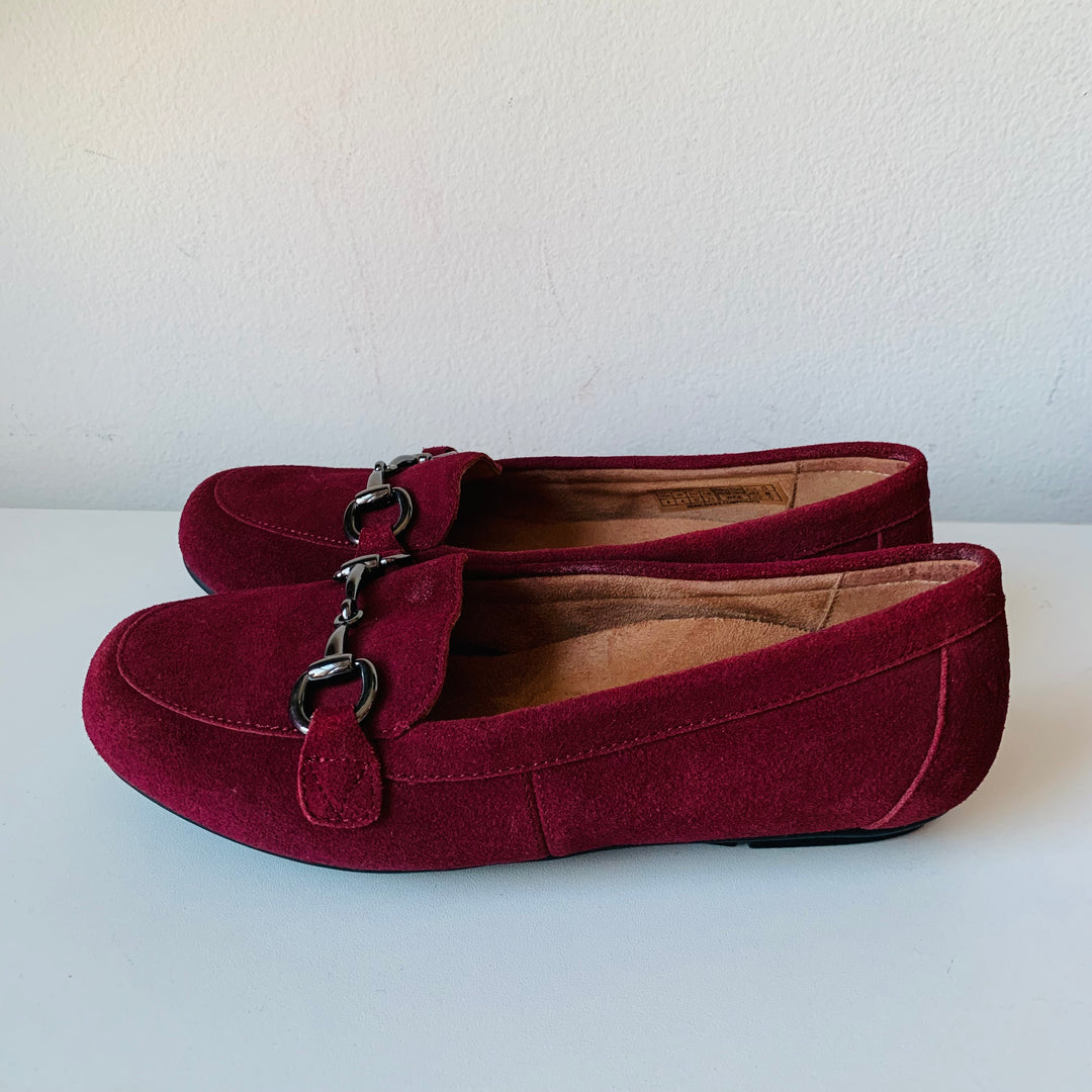 Vionic Bibiana Burgundy Suede Leather Loafers With Horsebit Buckle Size 6