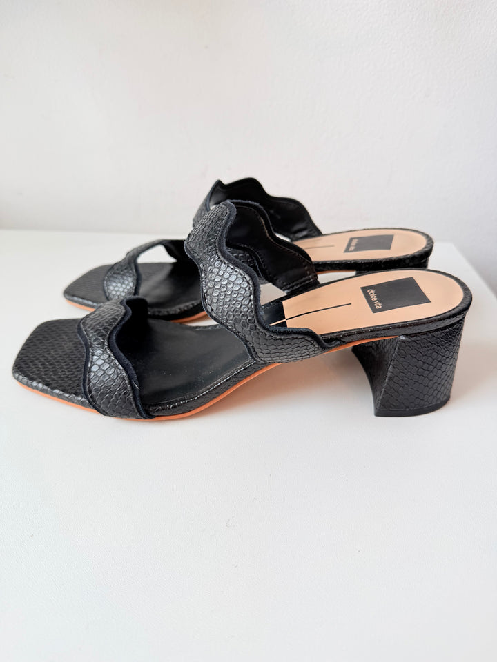 Dolce Vita Liva Black Wavy Strap Sandal Size 10
