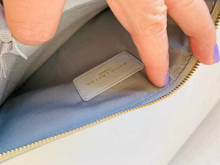 Katie Loxton London Shine Bright Perfect Pouch In Light Grey Vegan Textured Leather NWT