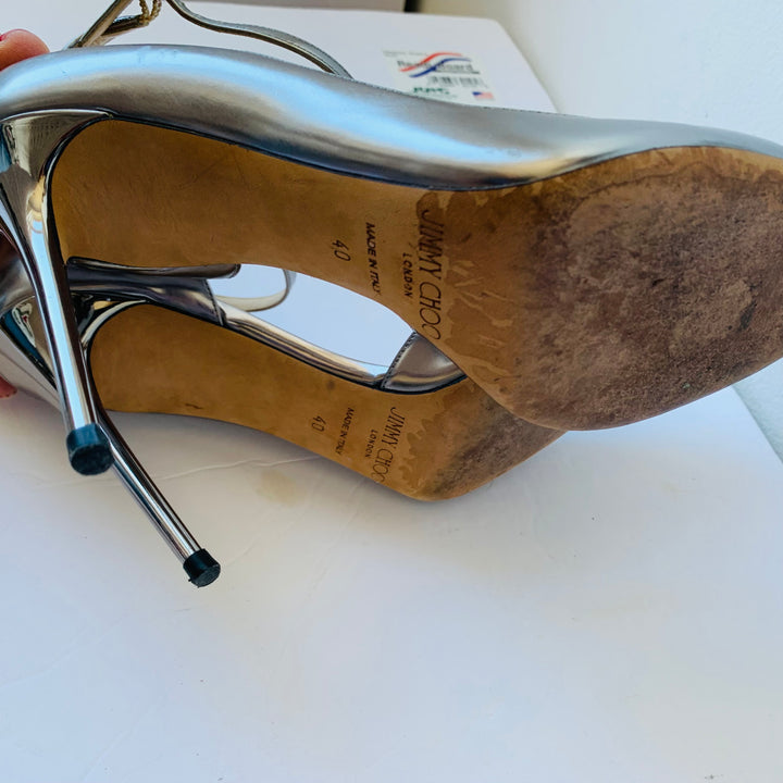 Jimmy Choo Lucy 100 Women’s Silver Metallic Leather D’Orsay Pointy Toe Ankle Strap Pumps Size 40