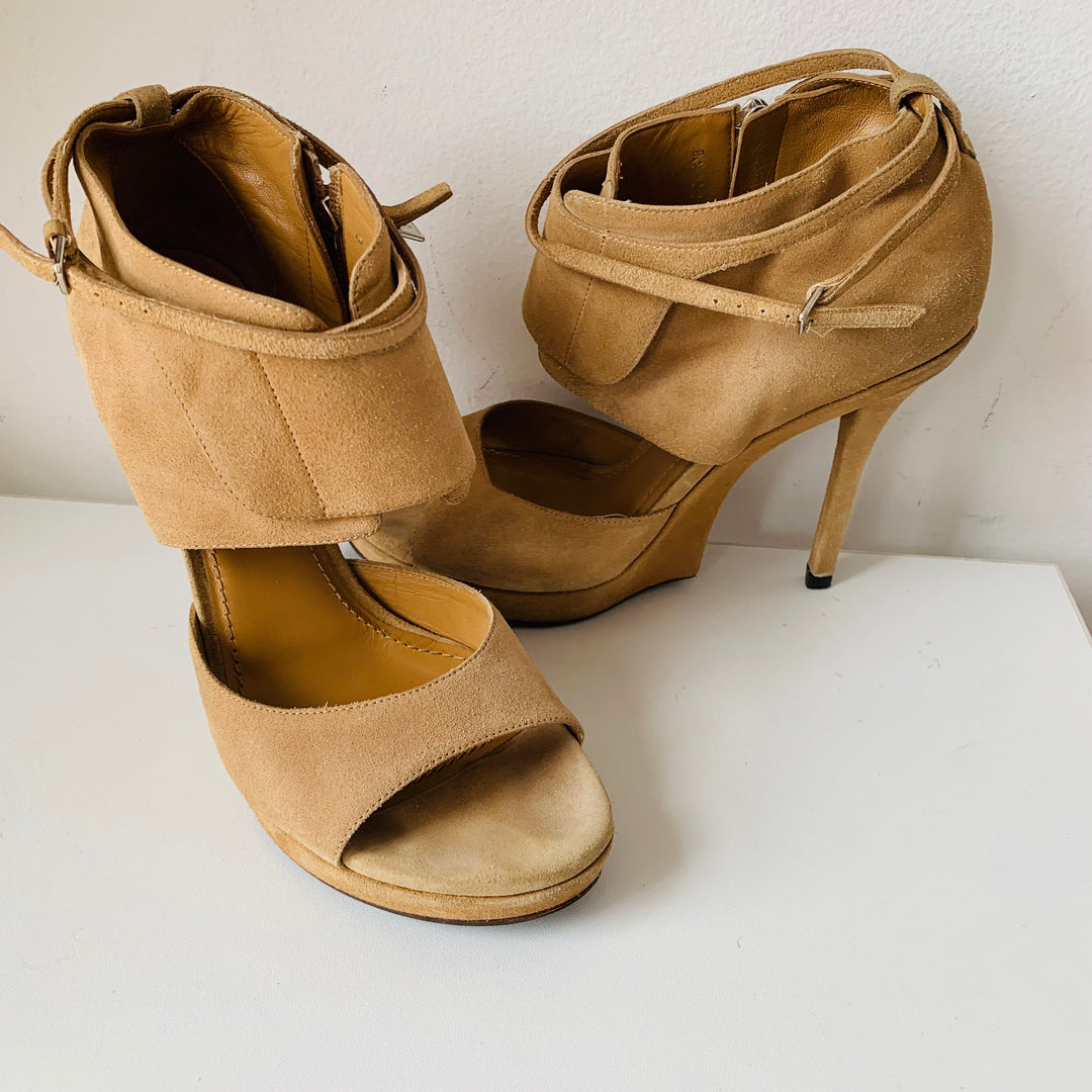 Yves Saint Laurent Sculpted Beige Suede Sandals/Heels Size 38