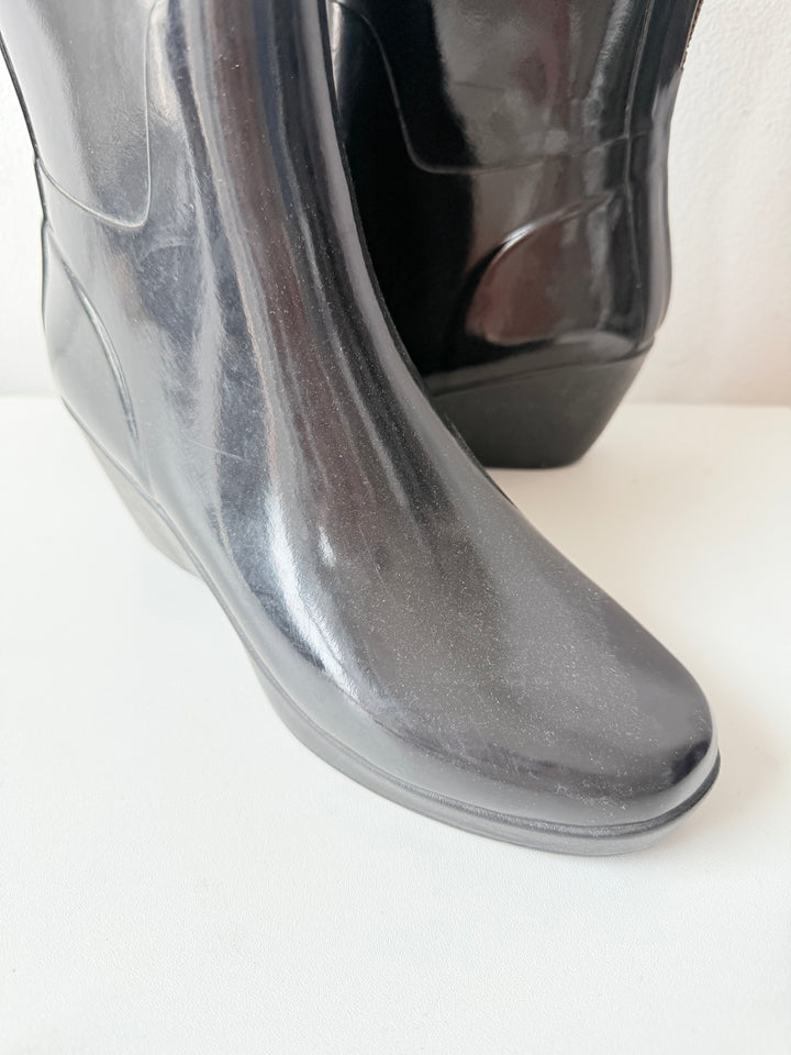 Hunter Black Moss Tall Wedge Boots Size 7