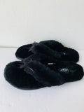 Ugg’s Black Fluffy Thong Slipper Size 7