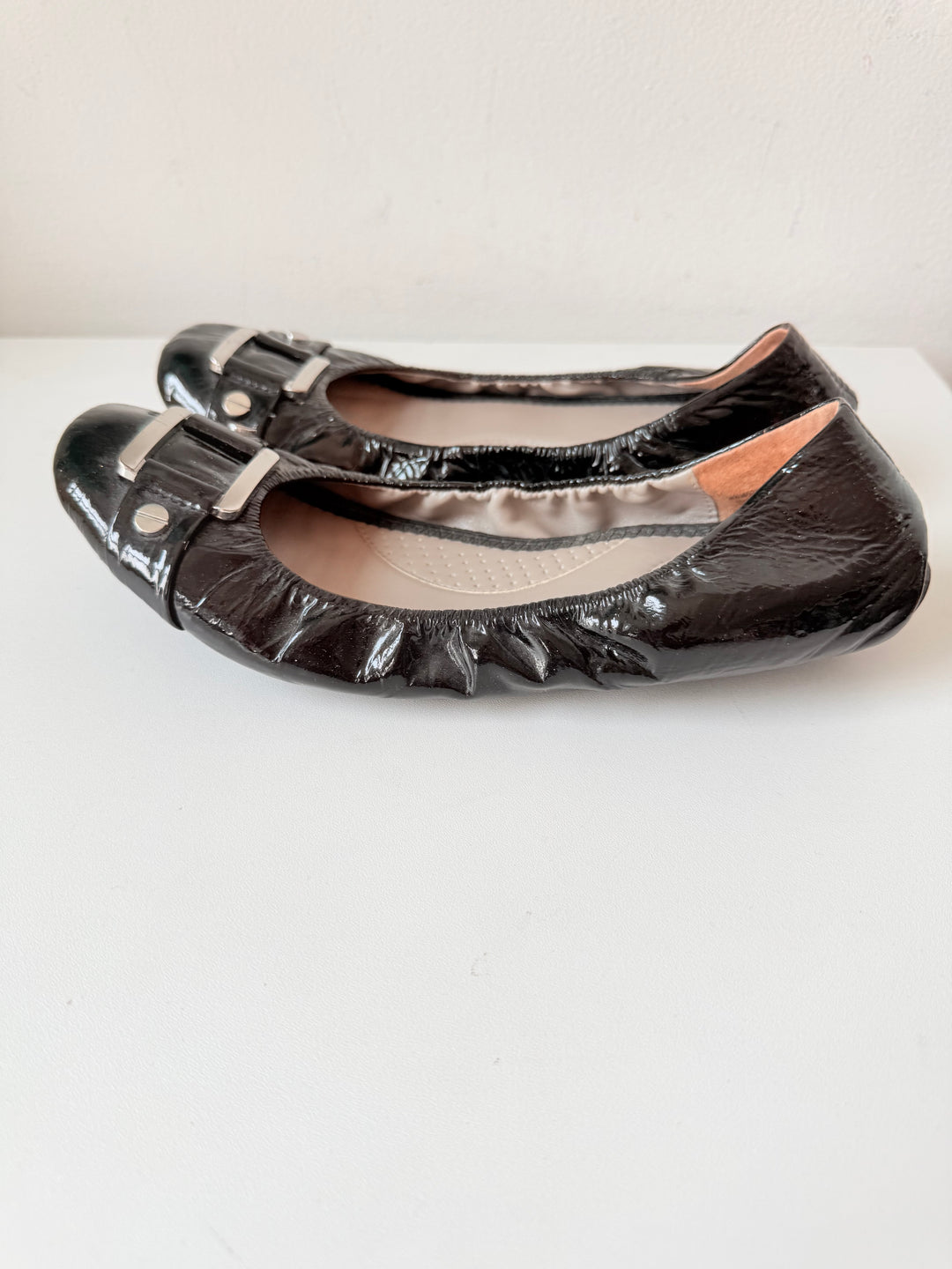 Me Too Black Patent Silver Buckle Ballet Flats Size 7.5