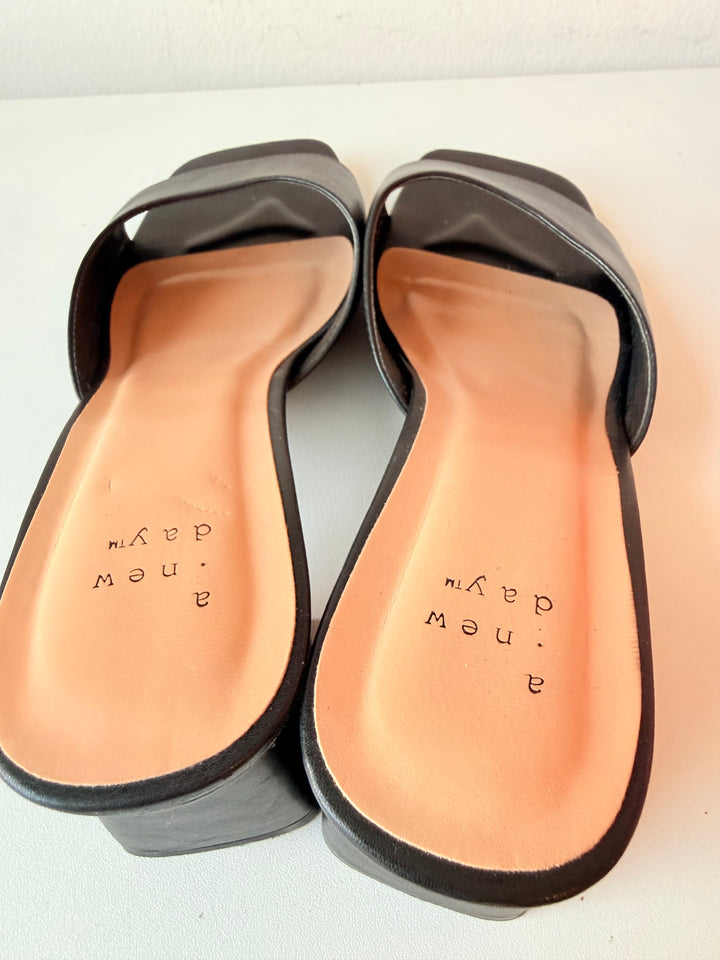 A New Day Black Slip On Block Heeled Sandals Size 9
