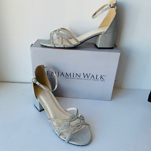 Silver box cheap heel shoes