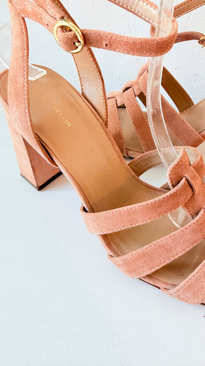 Ann Taylor Arnetta Tan Suede Block Heel Strappy Sandals Size 9