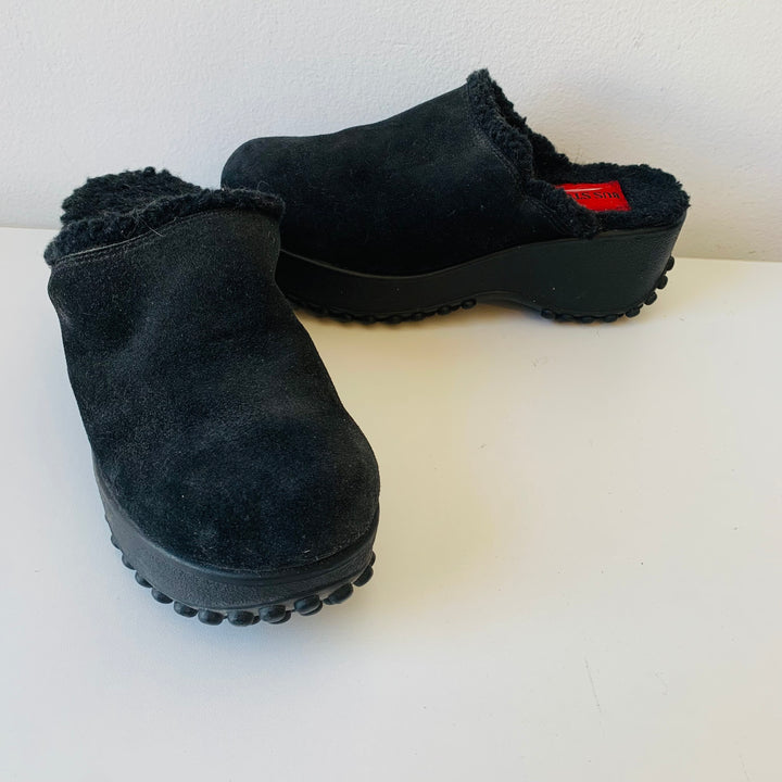 Bus Stop Vintage Black Suede Platform Clogs Size 8.5