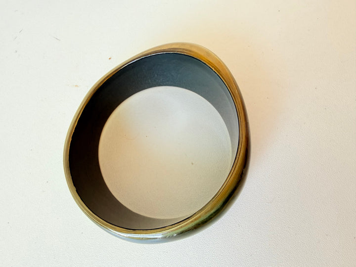 Vintage Gold & Black Mettalic Chunky Lucite Bangle