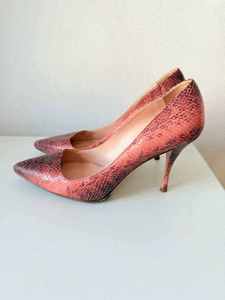 Miu Miu Ayers Pink Camellia Snakeskin Pointed Toe Pumps Size 38