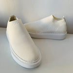 J/Slides NYC White Daphnie Slip On Platform Sneaker Size 6.5