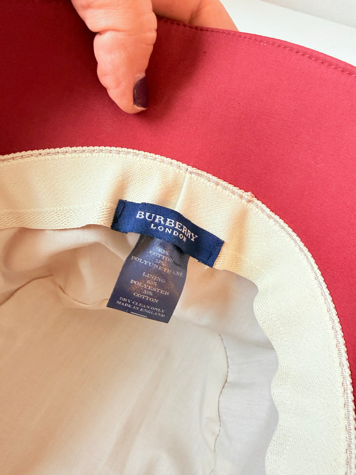 Burberry Red And Beige Nova Check Bucket Hat Size Medium