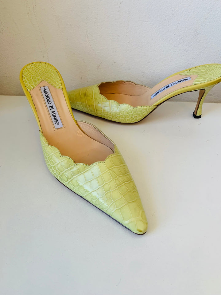 Manolo Blahnik Lime Green Textured Mules Size 38.5