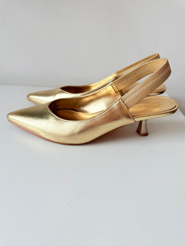 BCBGeneration Kayla Gold Mettalic Sling Back Kitten Heel Pumps Size 8