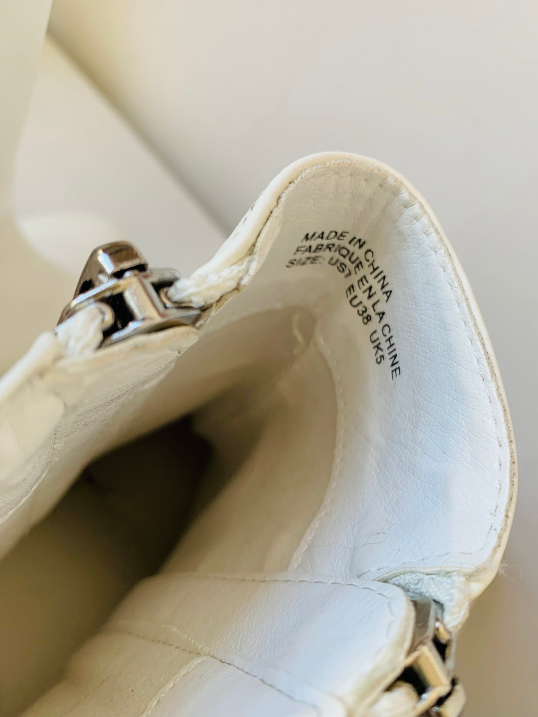 Urban Outfitters White Heeled Chunky Boots Size 7
