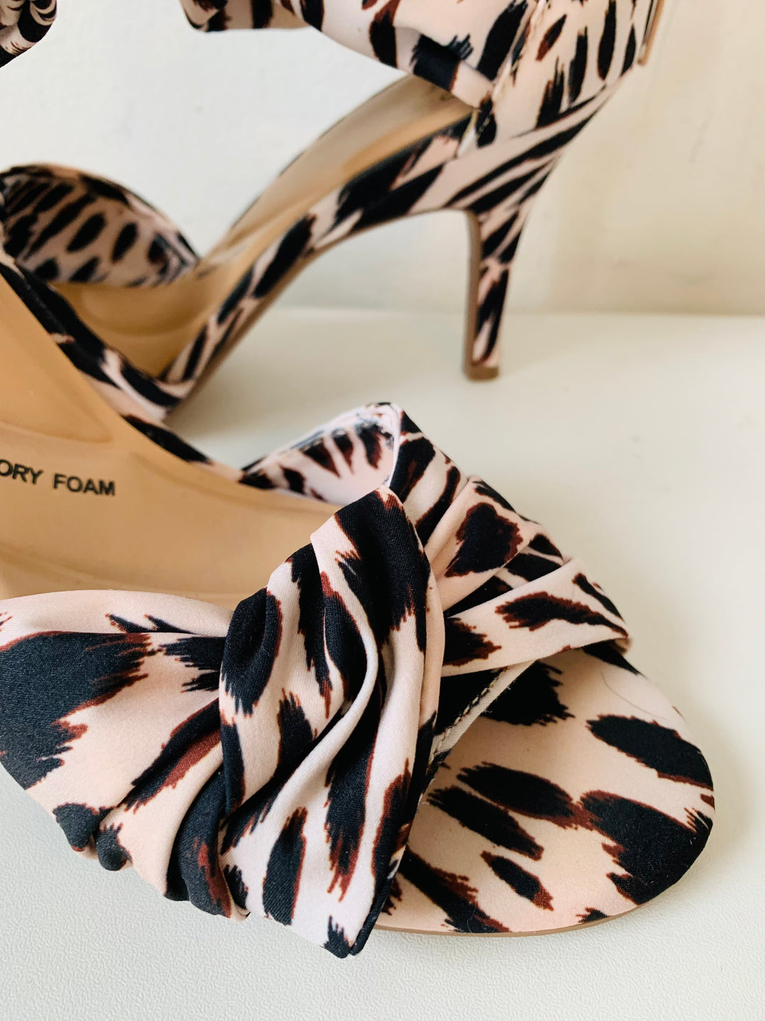 Impo Tristan Sandal In Animal Print Size 8 New