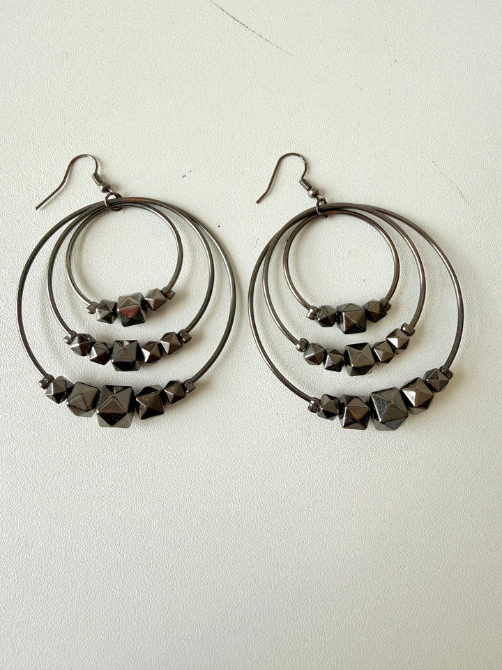 Hermatite Nickel Triple Hoop Faceted Bead Pierced Earrings