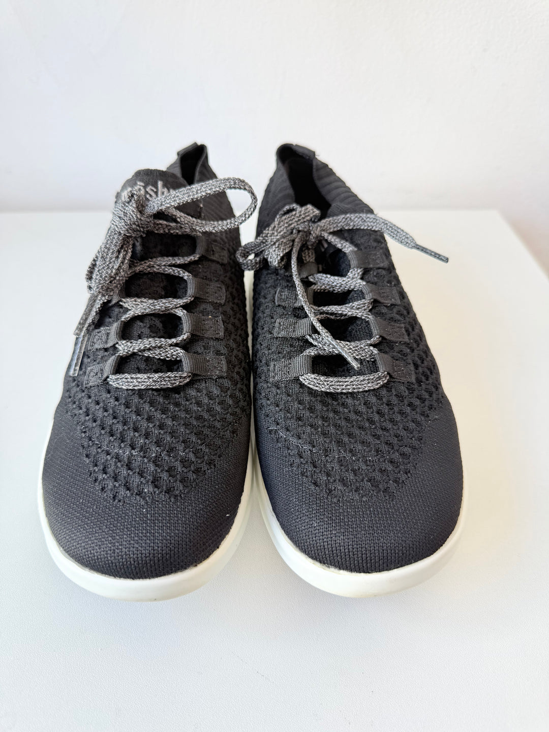 Moshn By Klogs Vigor Rocker Bottom Athletic Sneakers Size 9 In Black
